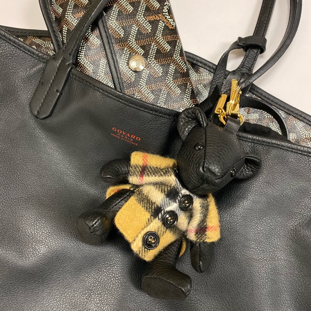 💯 Authentic Burberry 🐻 Keychain Cashmere